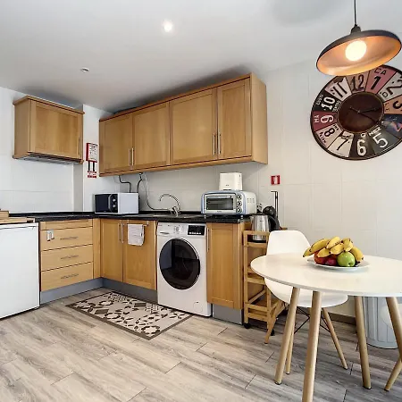 Cosy By Atlantic פונשל